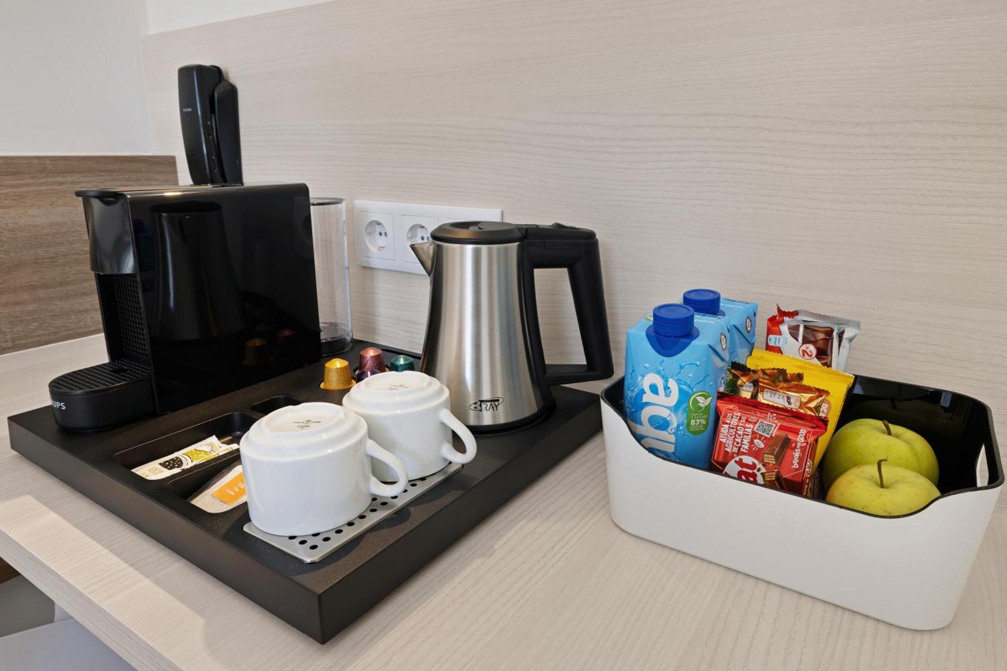 B&B Hotel Santiago มีญาดอยโร ภายนอก รูปภาพ